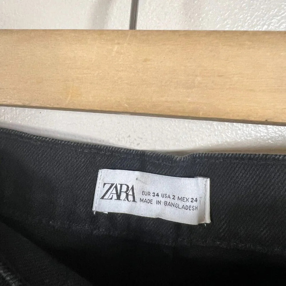 Zara High Rise Straight Leg Jeans Size 2 Black Denim Button Fly High Waist - Picture 3 of 12